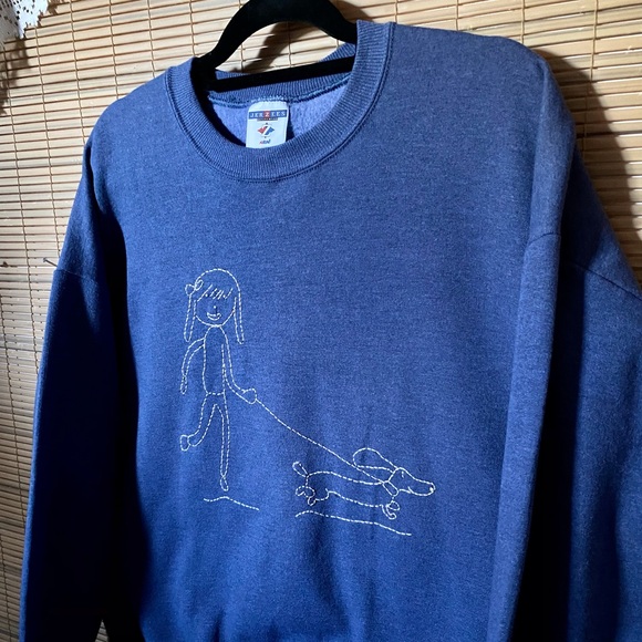 DACHSHUND people! Handcrafted girl walking doxie on sweatshirt, hand stitched - Picture 5 of 16